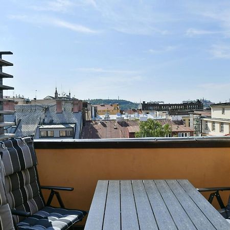 Luxury Central Penthouse With Sauna, Terrace, 250M2, 5Bdrm, 3Bthrm Praha Exteriér fotografie