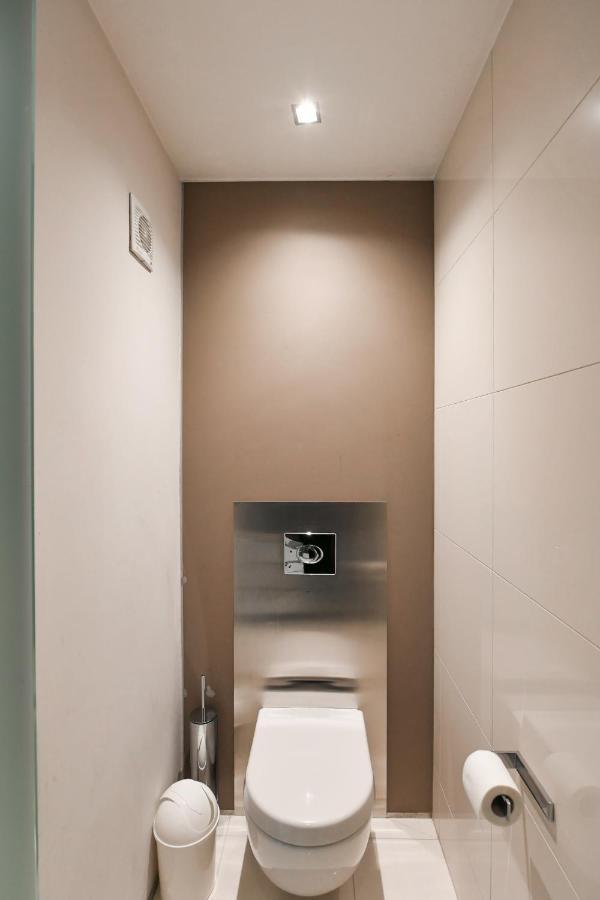 Luxury Central Penthouse With Sauna, Terrace, 250M2, 5Bdrm, 3Bthrm Praha Exteriér fotografie